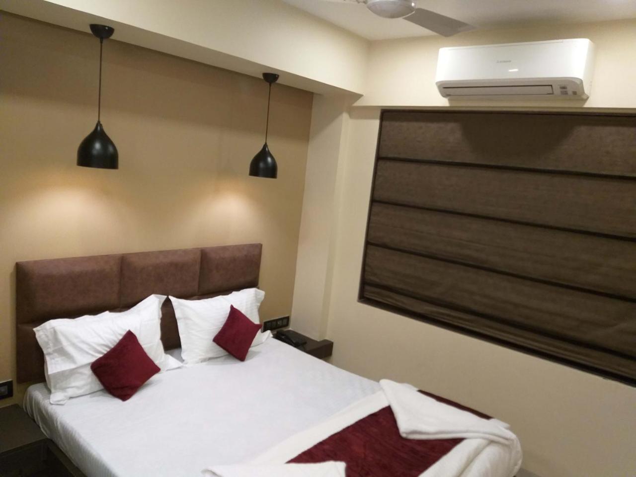 The Fountain Inn - Fort Mumbai Exterior photo