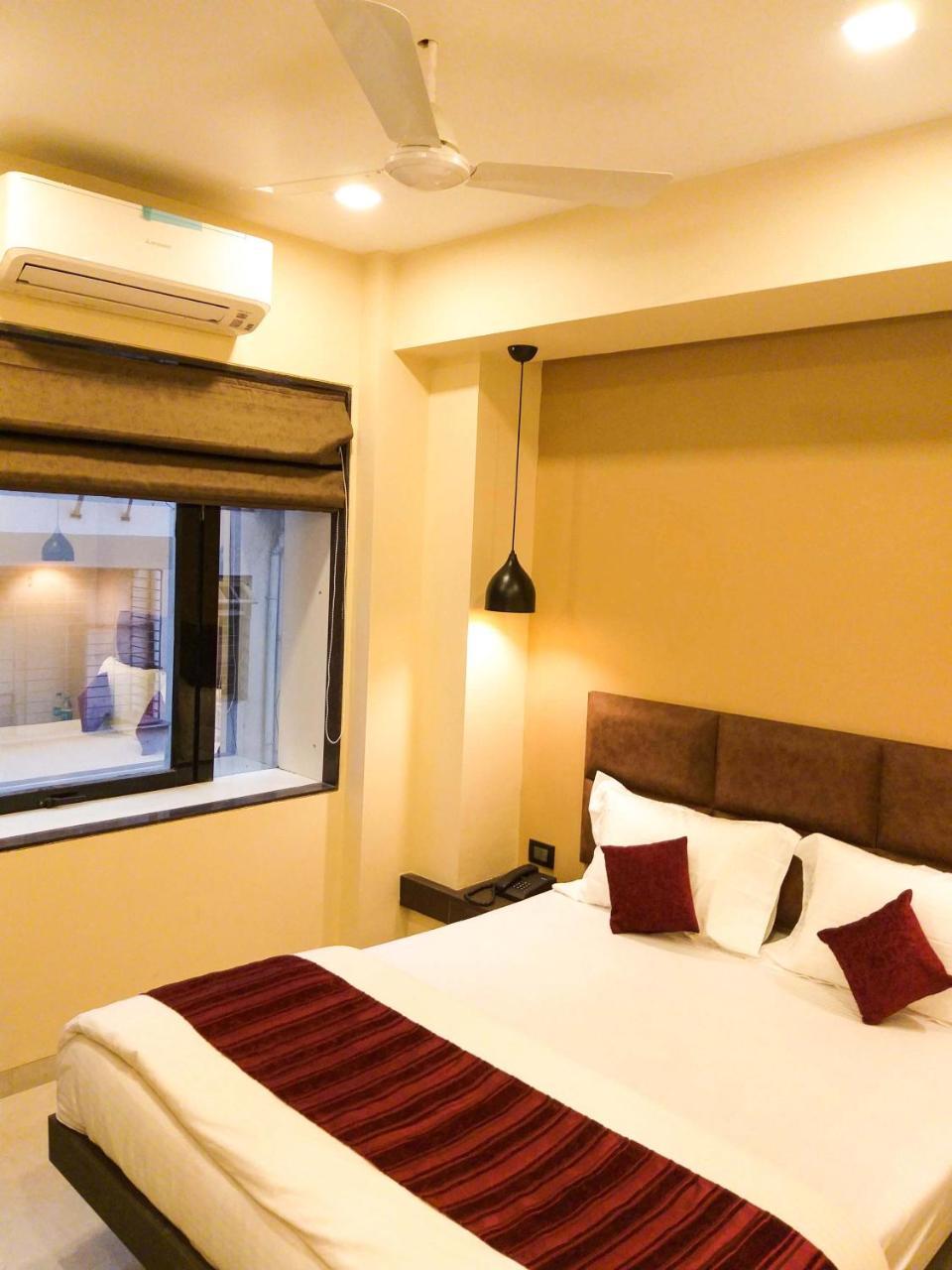 The Fountain Inn - Fort Mumbai Exterior photo